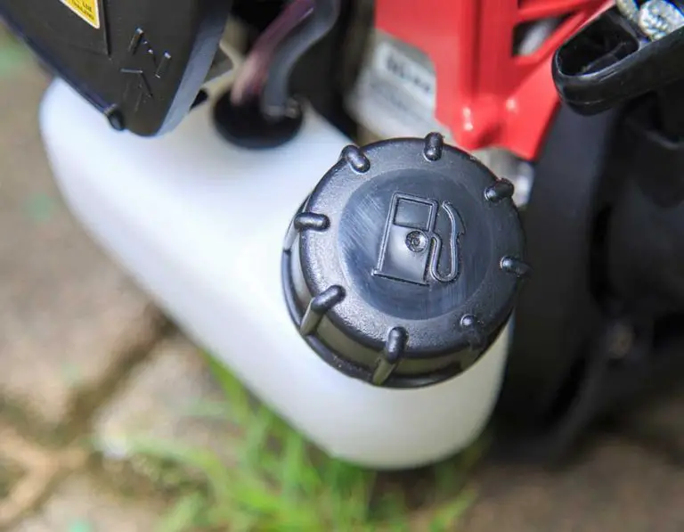 How to Drain Gas From a Lawn Mower